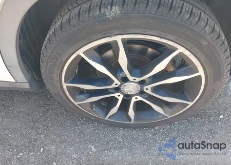 2015 Mercedes-Benz Gla 250 z USA, uszkodzony, nr VIN WDCTG4EBXFJ185262